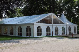 Namiot wystawowy a jarmarki okolicznościowe
